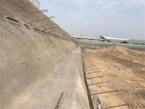 六合河道边坡加固